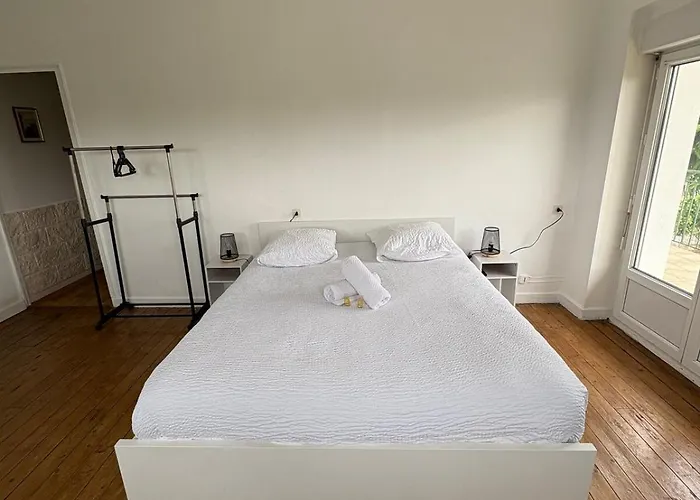 La Parenthese Du Canal Apartment La Royere