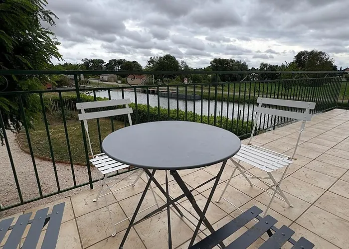 La Parenthese Du Canal Apartment